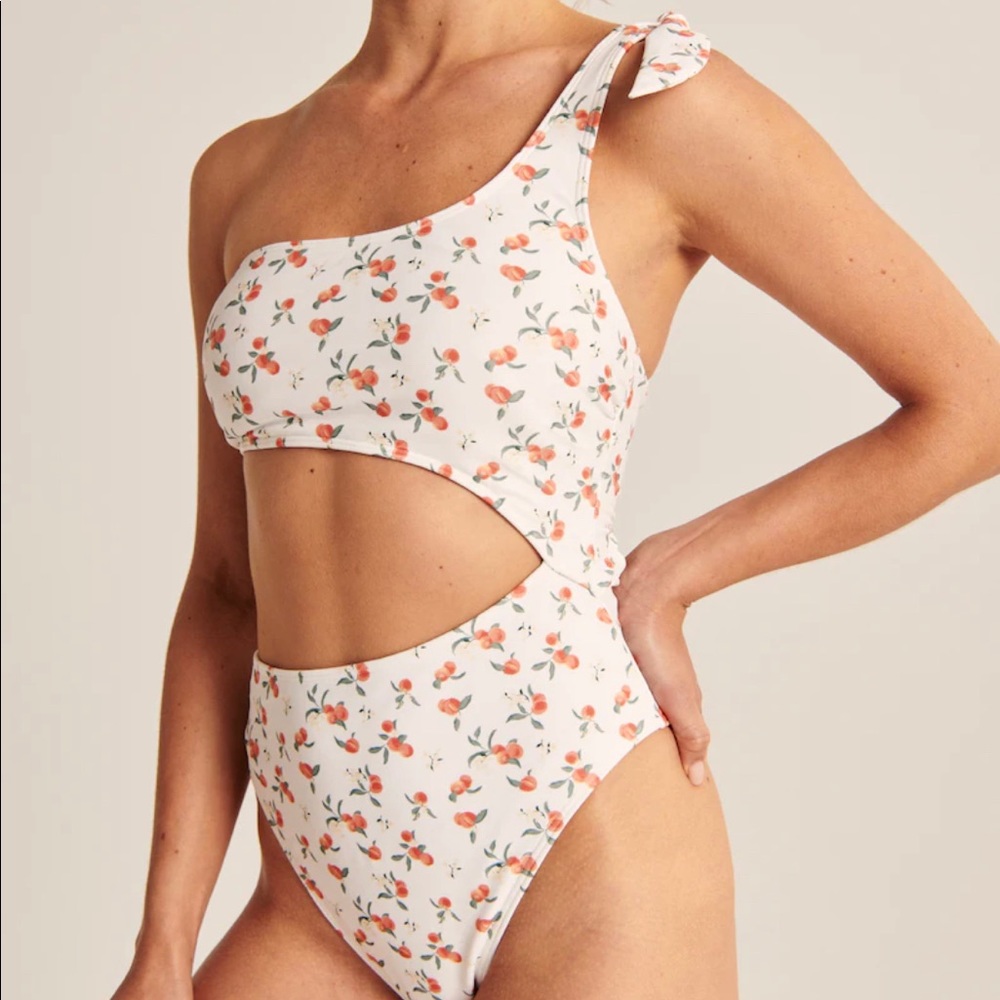 NWT Abercrombie One-Shoulder Cutout One Piece